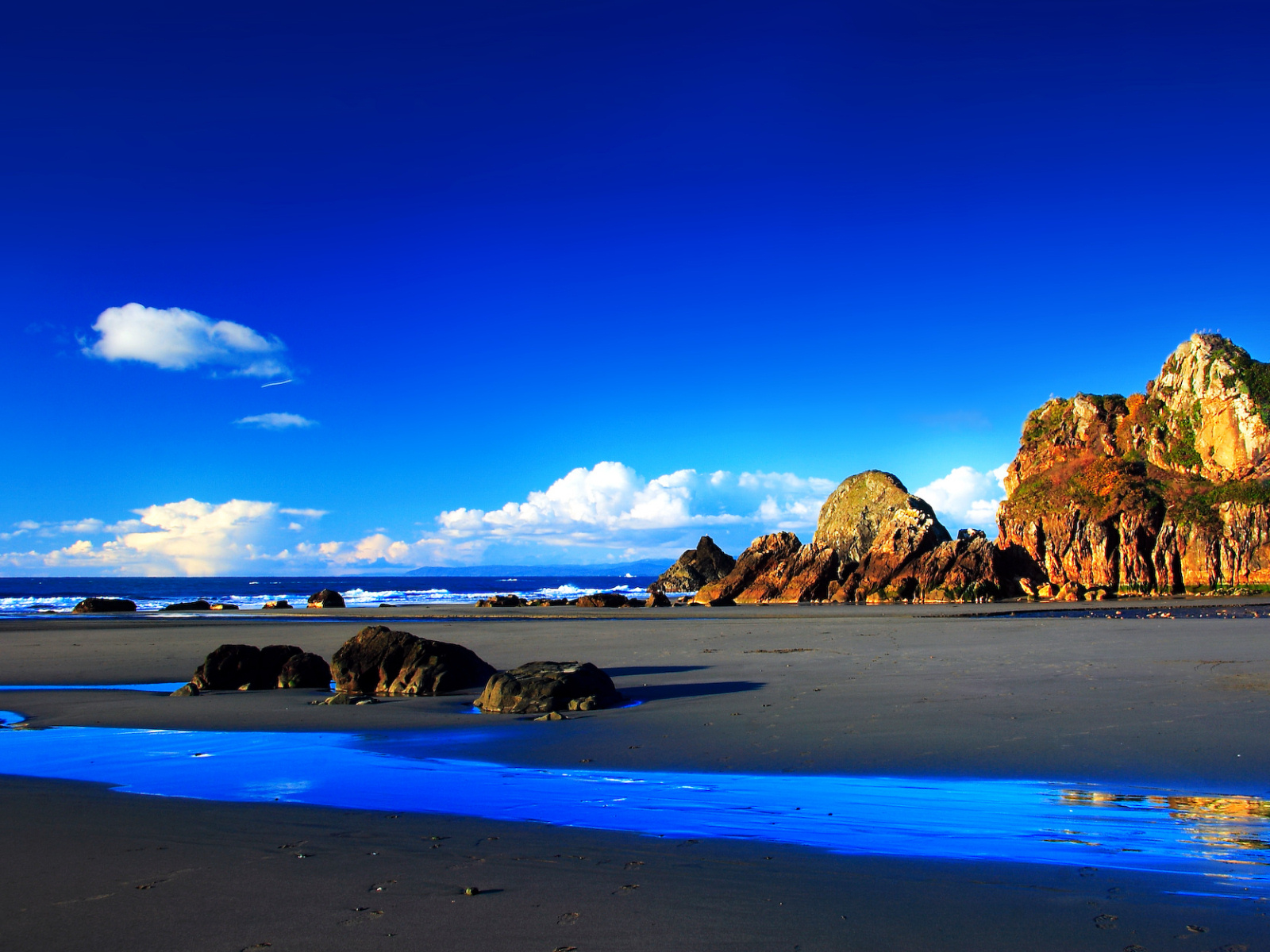 http://2.bp.blogspot.com/-cngQ830dQR8/T7nKwNMI7AI/AAAAAAAAD8A/X8MYgxpv95U/s1600/hd+backgrounds.jpg
