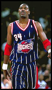 what does the name olajuwon mean