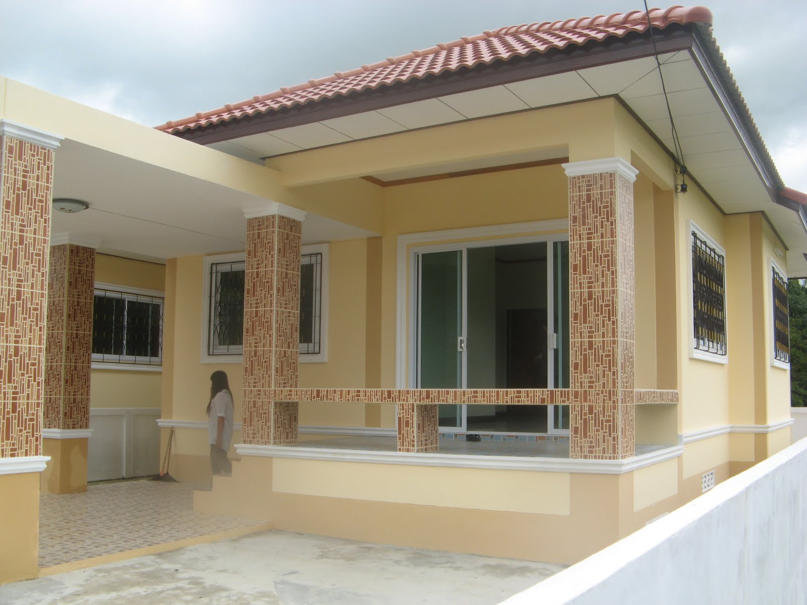 Thailand daily photo New house for sale in Surin, Isan