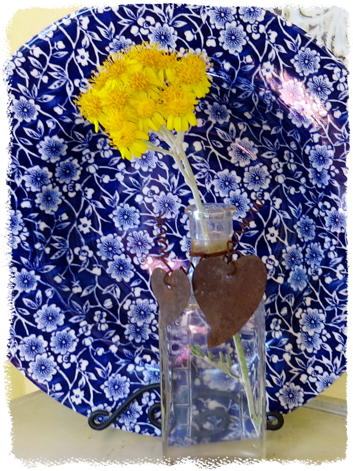 Art and Sand Flowers . . . all year long