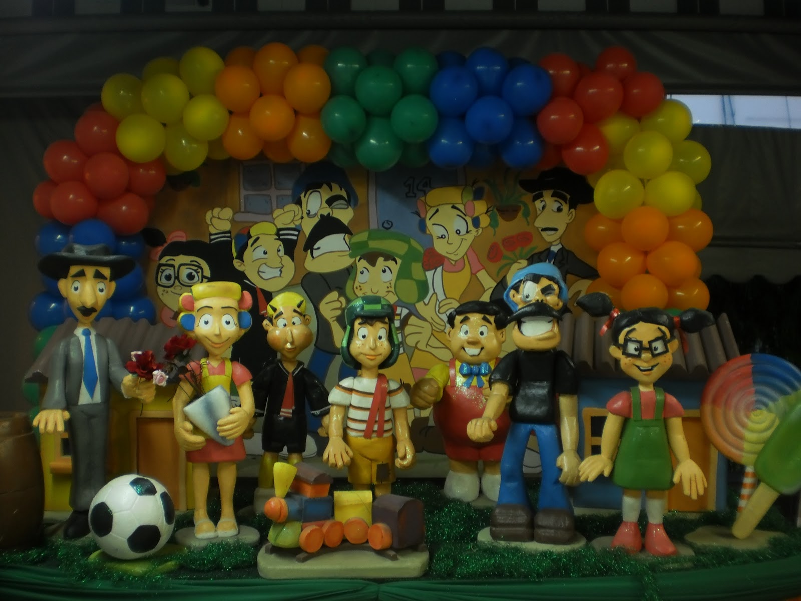 Buddy Decorações Decoração da turma do chaves Buddy Decorações Decoração da turma do chaves