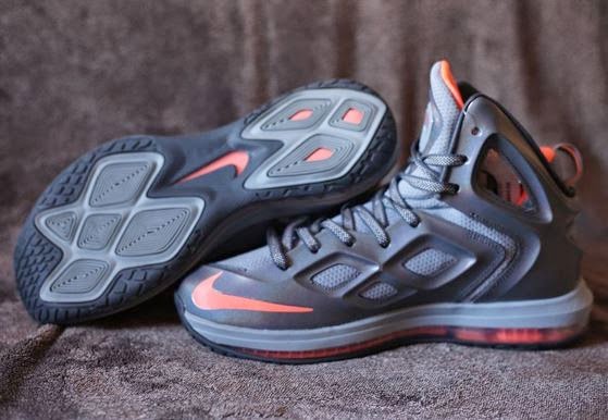 nike hyperposite 2