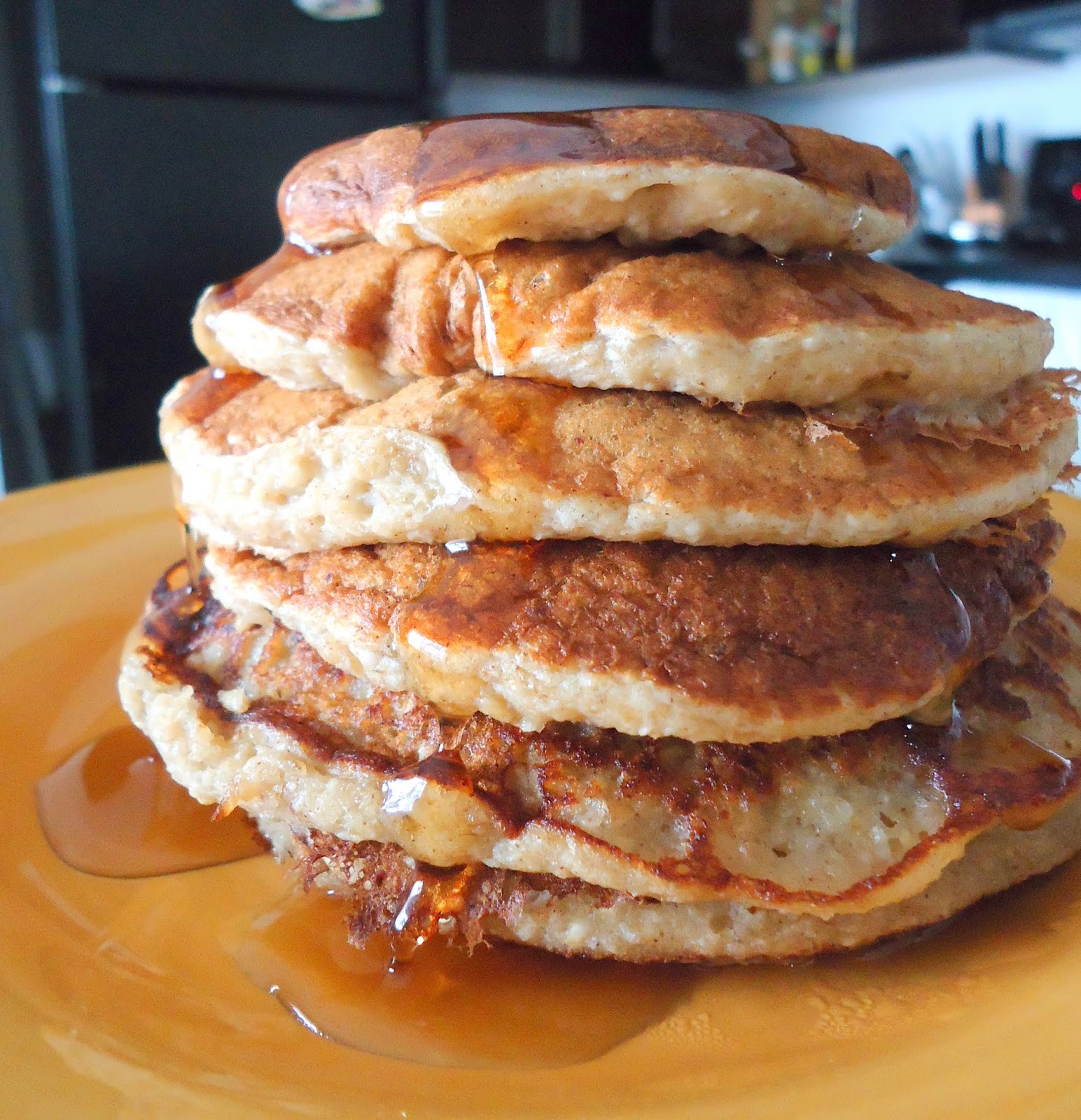 Foodie & Fabulous Cinnamon Oatmeal Banana Pancakes