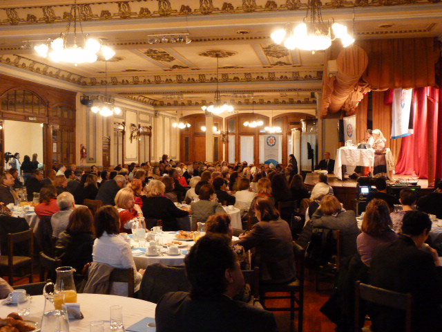 Nuevo encuentro de Elisa Carrió con militantes