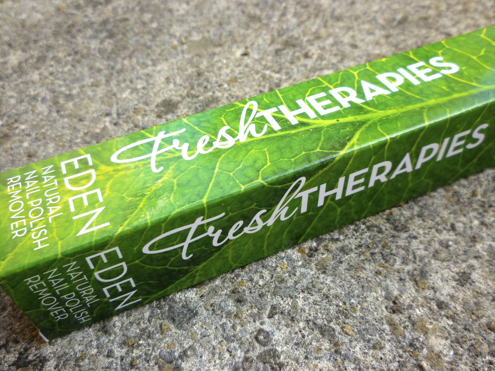 Fresh Therapies Eden Natural Nail Polish Remover NatuRia Beauty