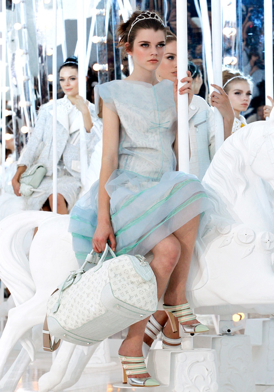High Fashion Merry Go Round By Amerylis High Fashion Merry Go Round By Amerylis