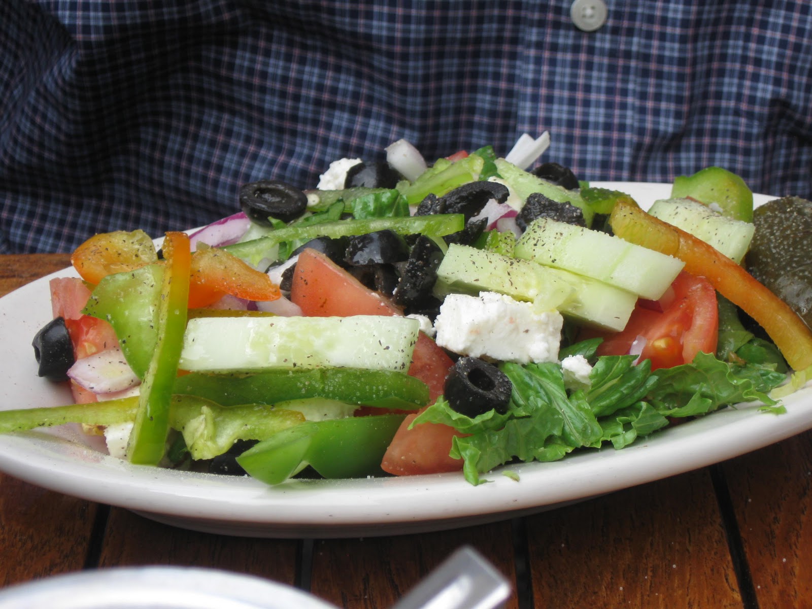 Hungry Couple Gracie's Cafe