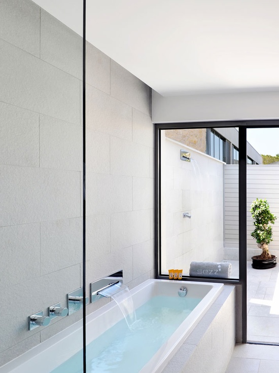 Living in DesignLand: INSPIRACIÓN: VENTANAS EN BAÑO