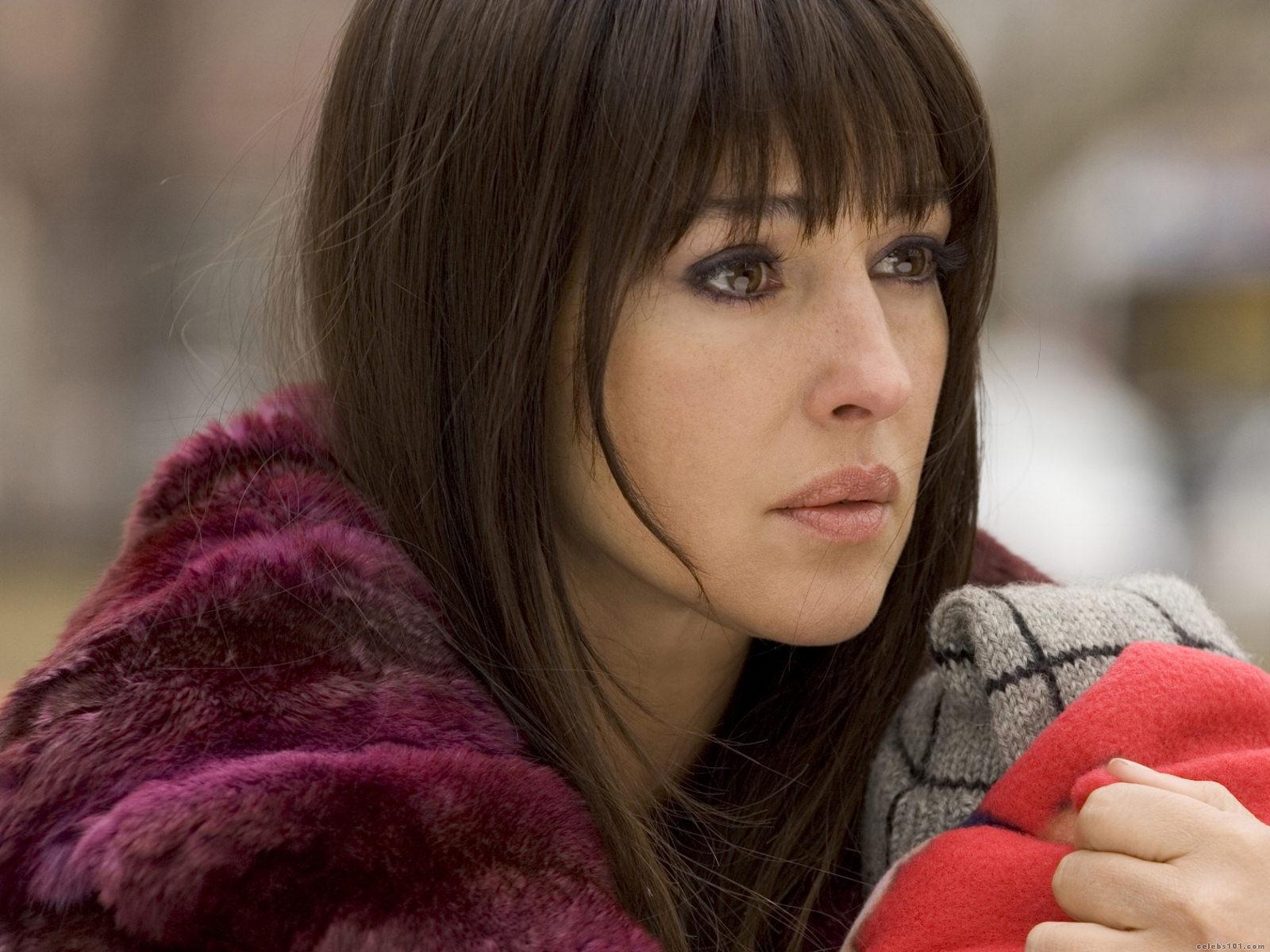 monica bellucci walk chatter busy monica bellucci quotes monica bellucci walk chatter busy monica bellucci quotes