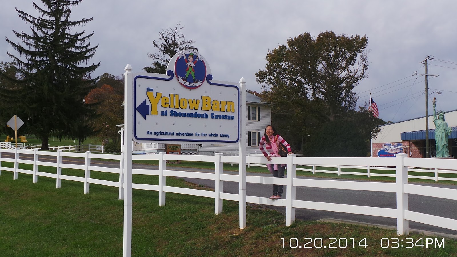 Trails And Travelogues The Yellow Barn Shenandoah Caverns