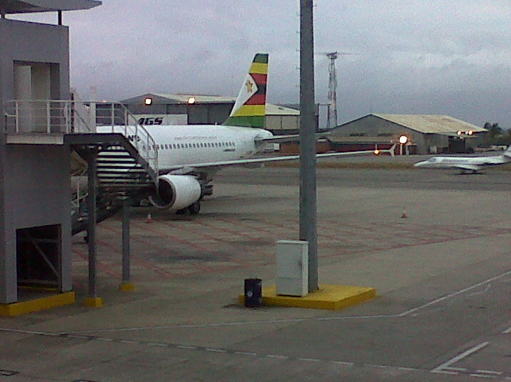 Harare Airport Blog Air Zimbabwe A320, ERJ145 (PICS)