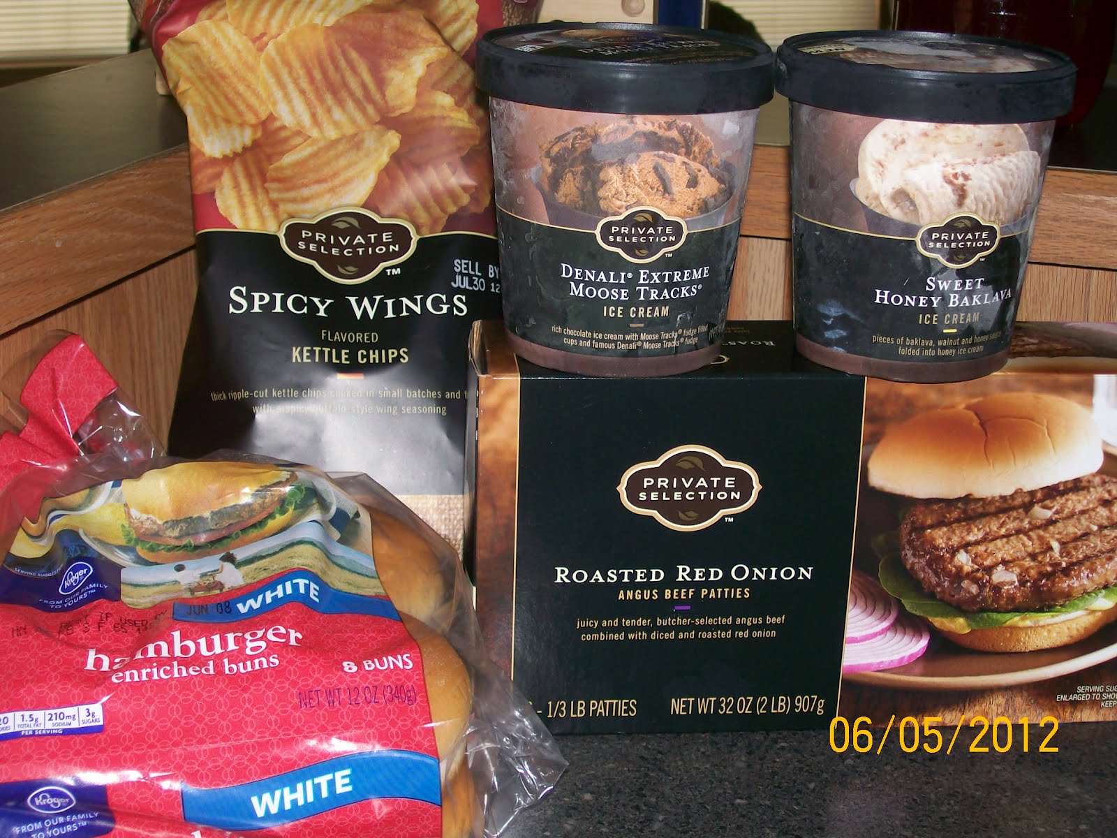 I Luv to Eat Food Private Selection Roasted Red Onion Angus Burgers on