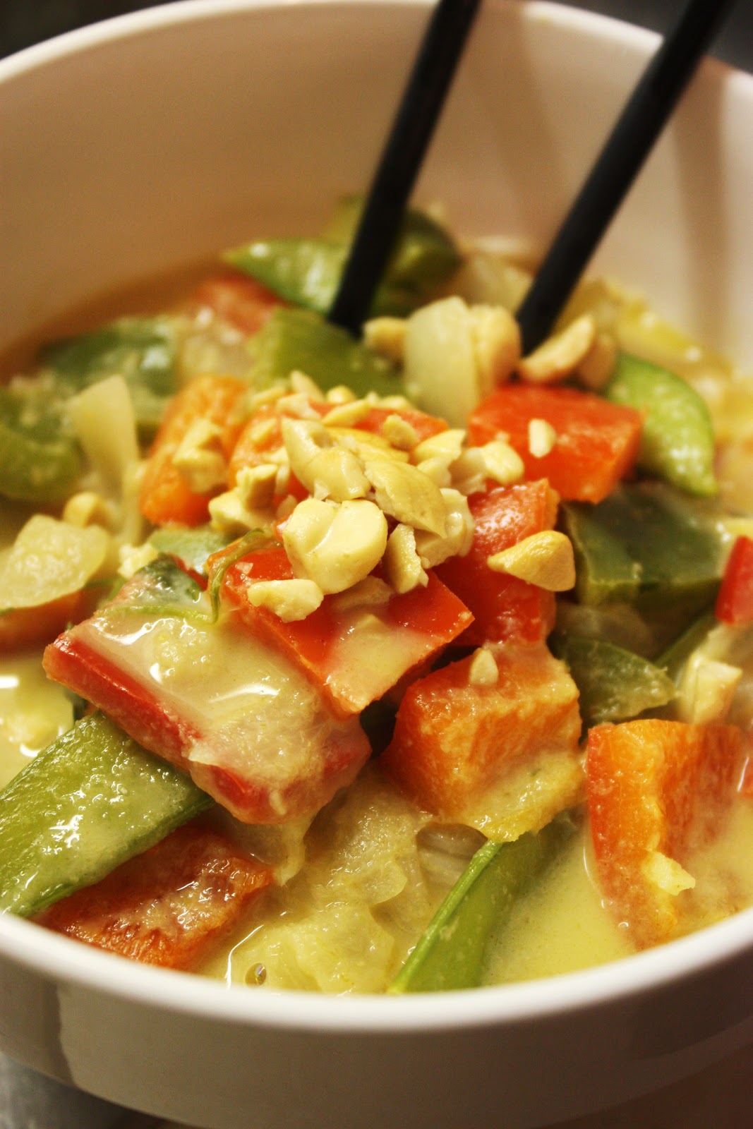 Veganess Eats PeanutThai Green Curry