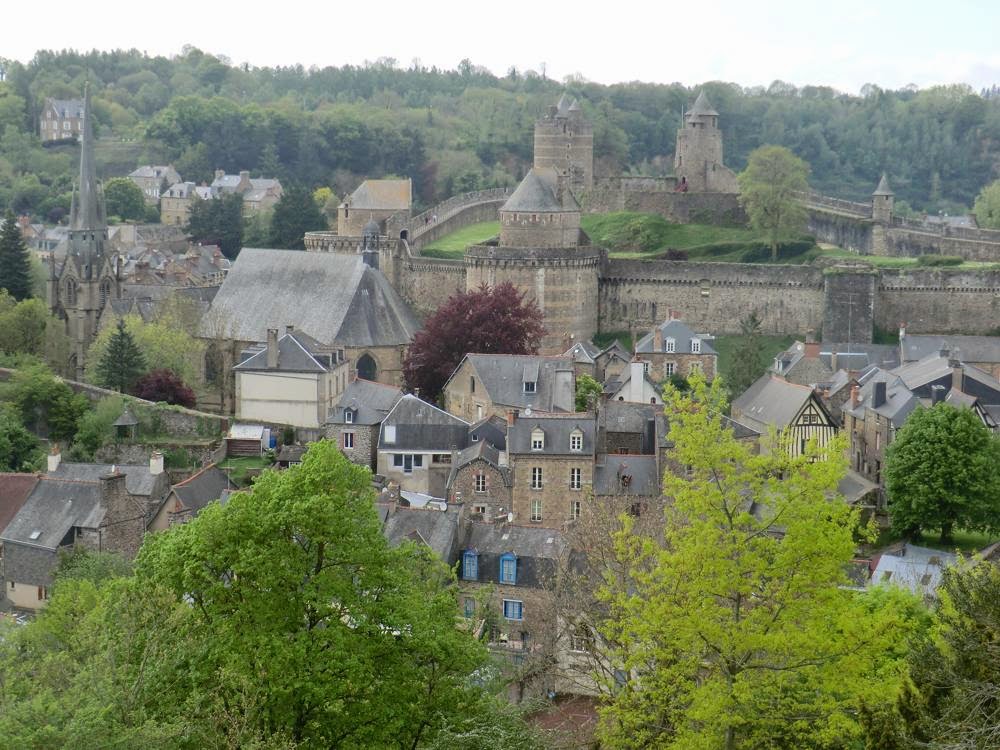 Fougères castillo