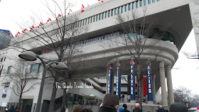 <img src="image.gif" alt="This is Canadian Embassy 57th Presidential Inauguration Parade" />