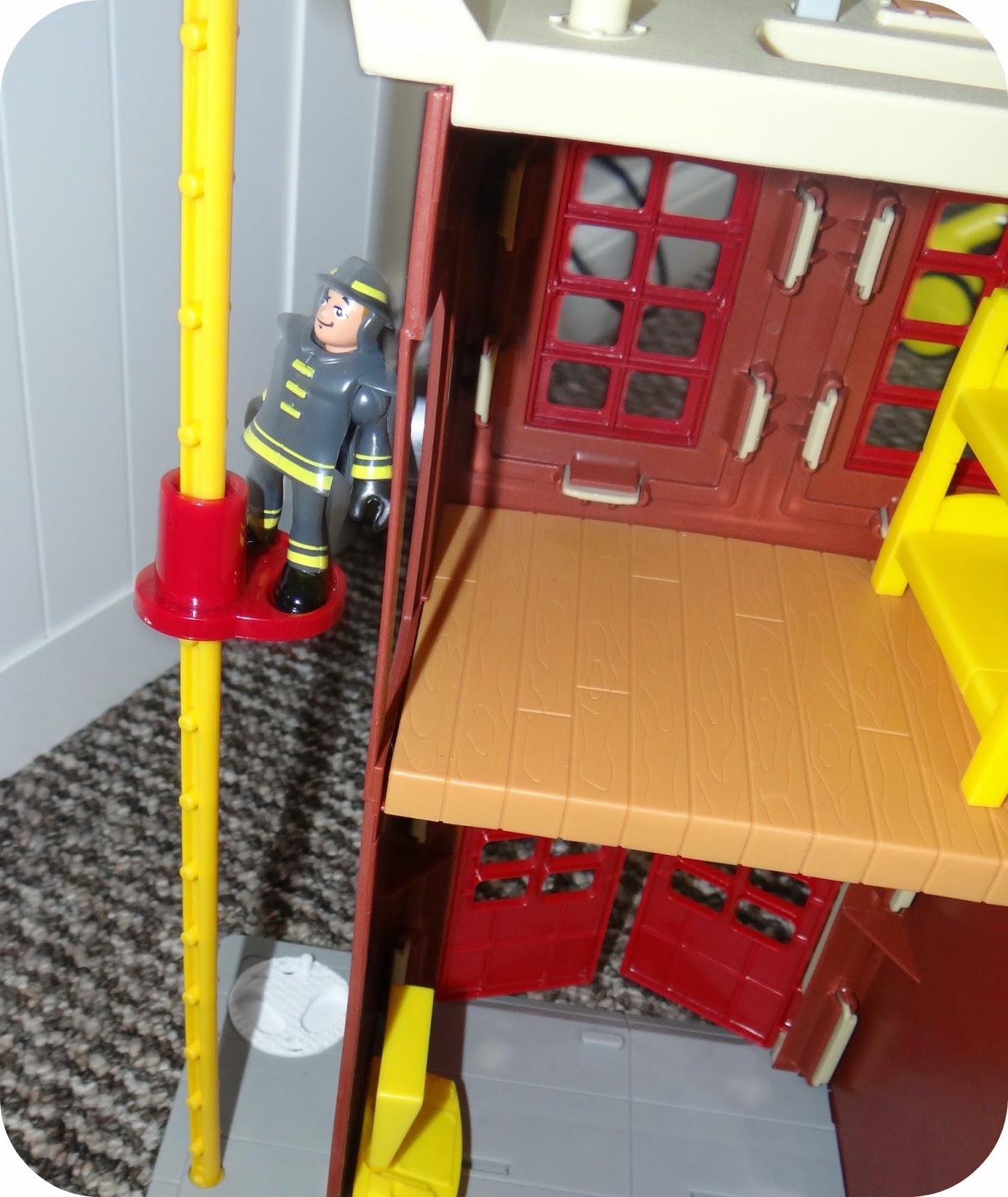 Life Unexpected The Imaginext Fire Station Review