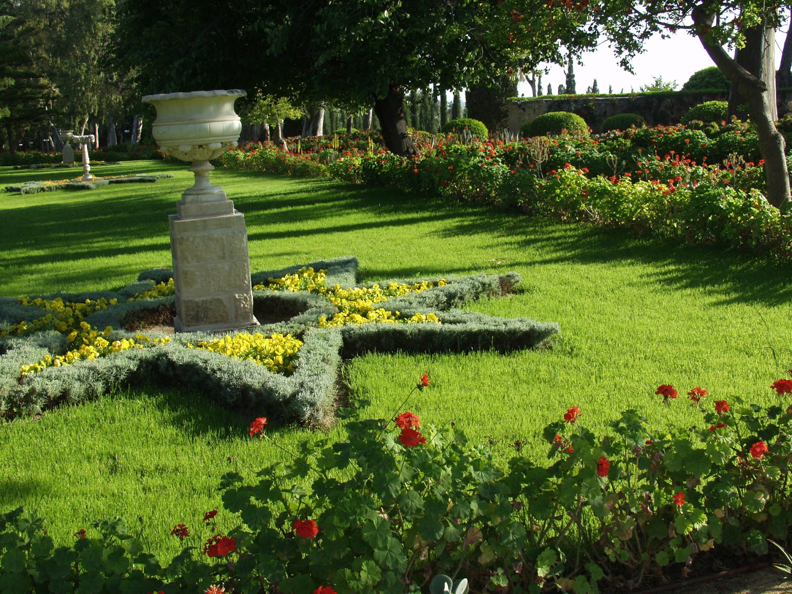 Baha'i Mosaic More on the Tablet of Ahmad