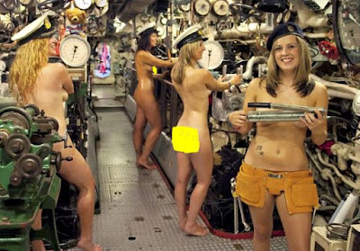 VIDEO: Γυναίκες στρατιωτικών γδύθηκαν για ιερό σκοπό! 10 VIDEO: Γυναίκες στρατιωτικών γδύθηκαν για ιερό σκοπό!