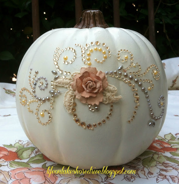 Decorating with Fake Pumpkins for Halloween Thursday's Tip Walking