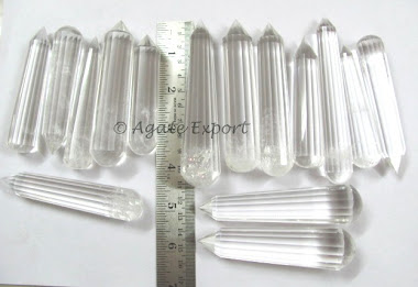 CRYSTAL MASSAGAE &  CRYSTAL POINTS