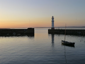 Tranquil Harbour - Newhaven, Edinburgh