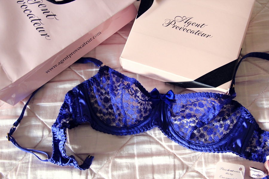 bra under transparent blouse pics