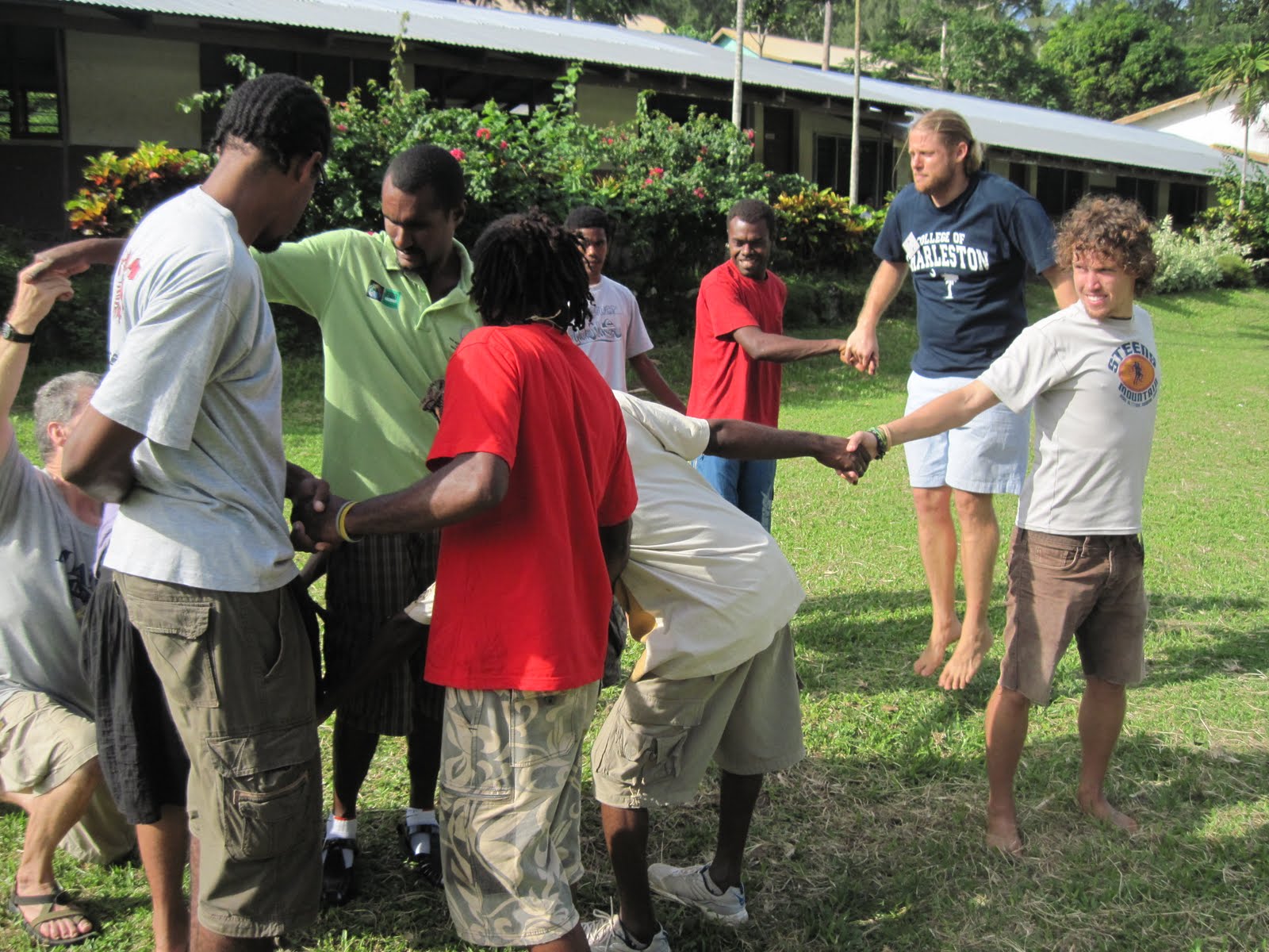 Life in the South Pacific Camp GLOW/BILD