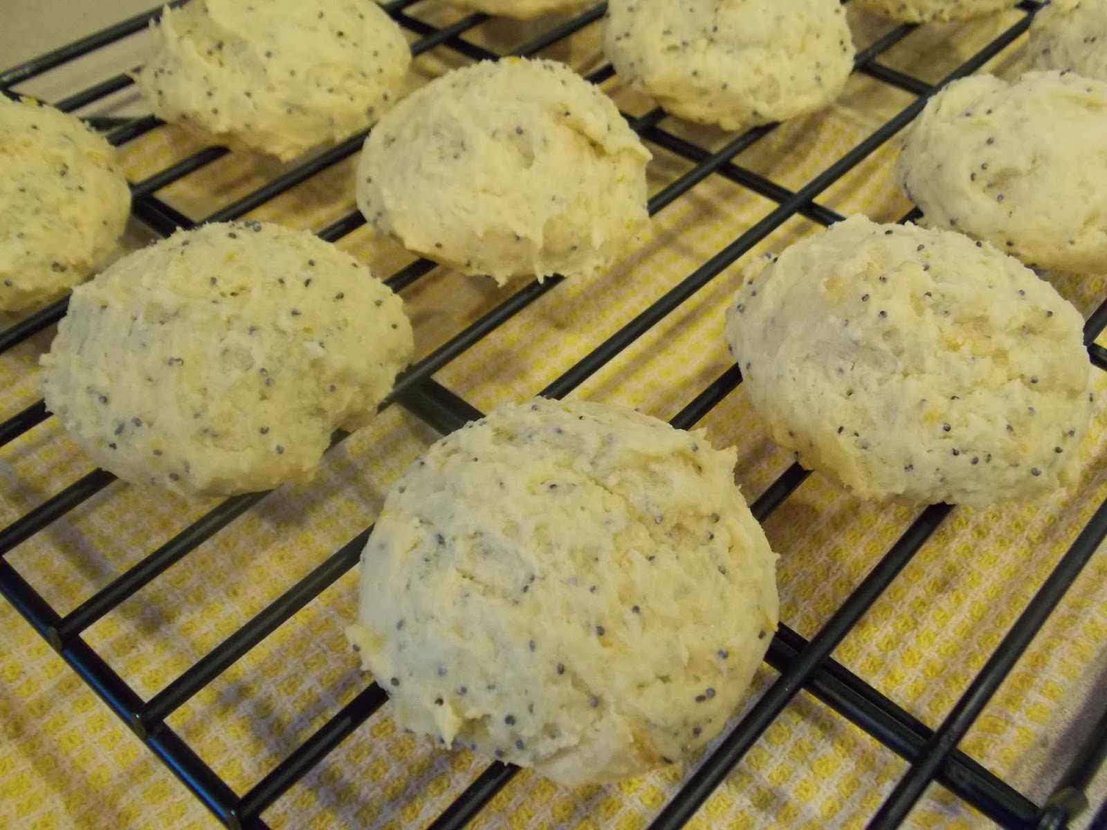 I Can't Believe It's GlutenFree Lemon Poppy Seed Cookies