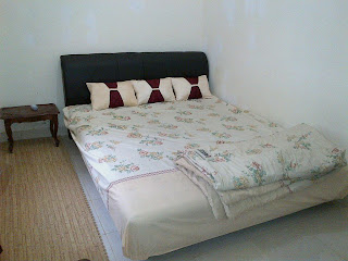 Home+Stay+-+Kamar+Belakang.jpg