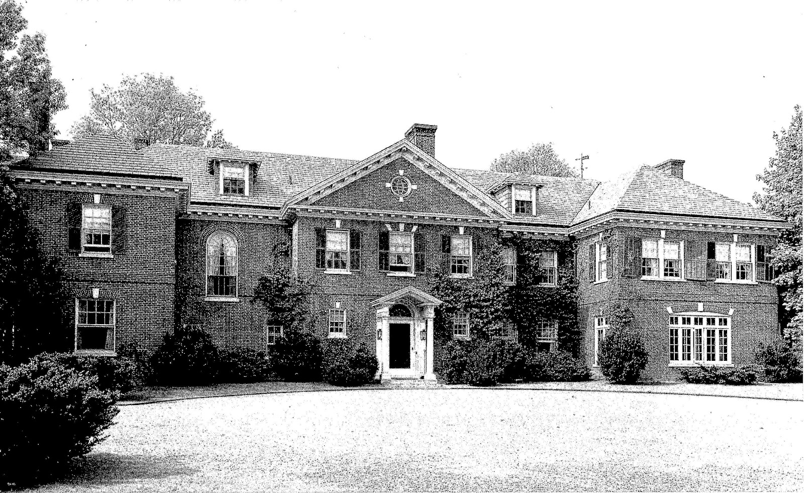 Half Pudding Half Sauce FOR ENTERTAINING AT OYSTER BAY The Playhouse