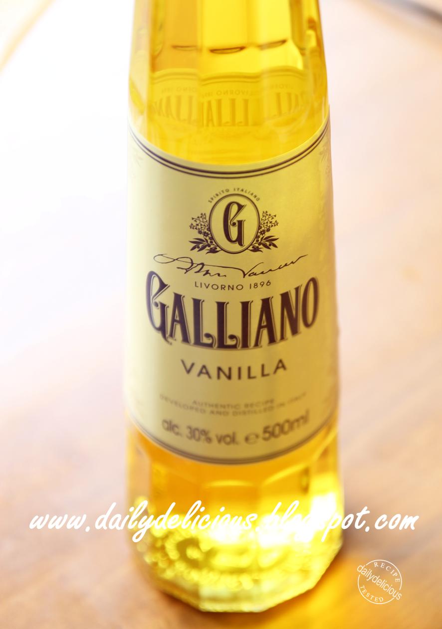 dailydelicious Vanilla Fruit cake Fruit cake with Vanilla Liquor