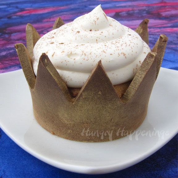 Edible Crown Cupcake Wrappers to Celebrate Dads this Father's Day