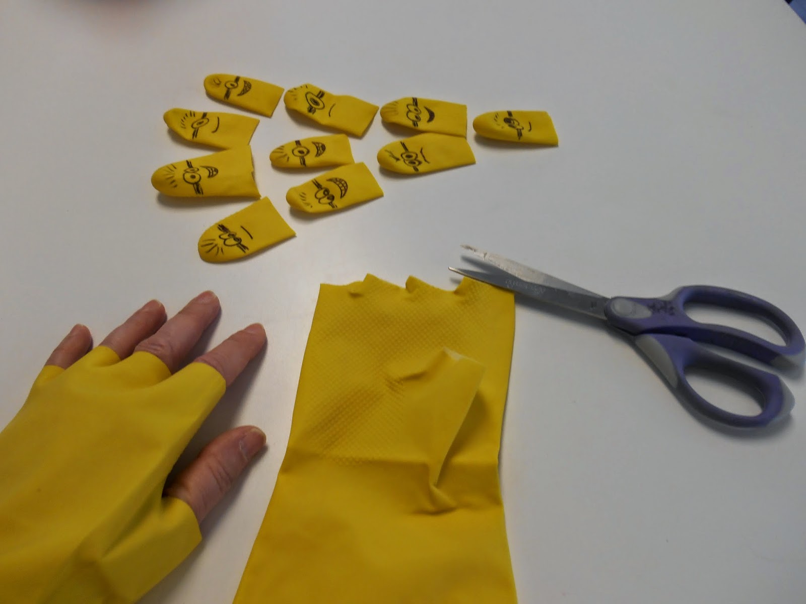 Creating Magical Moments Glove Finger Puppets