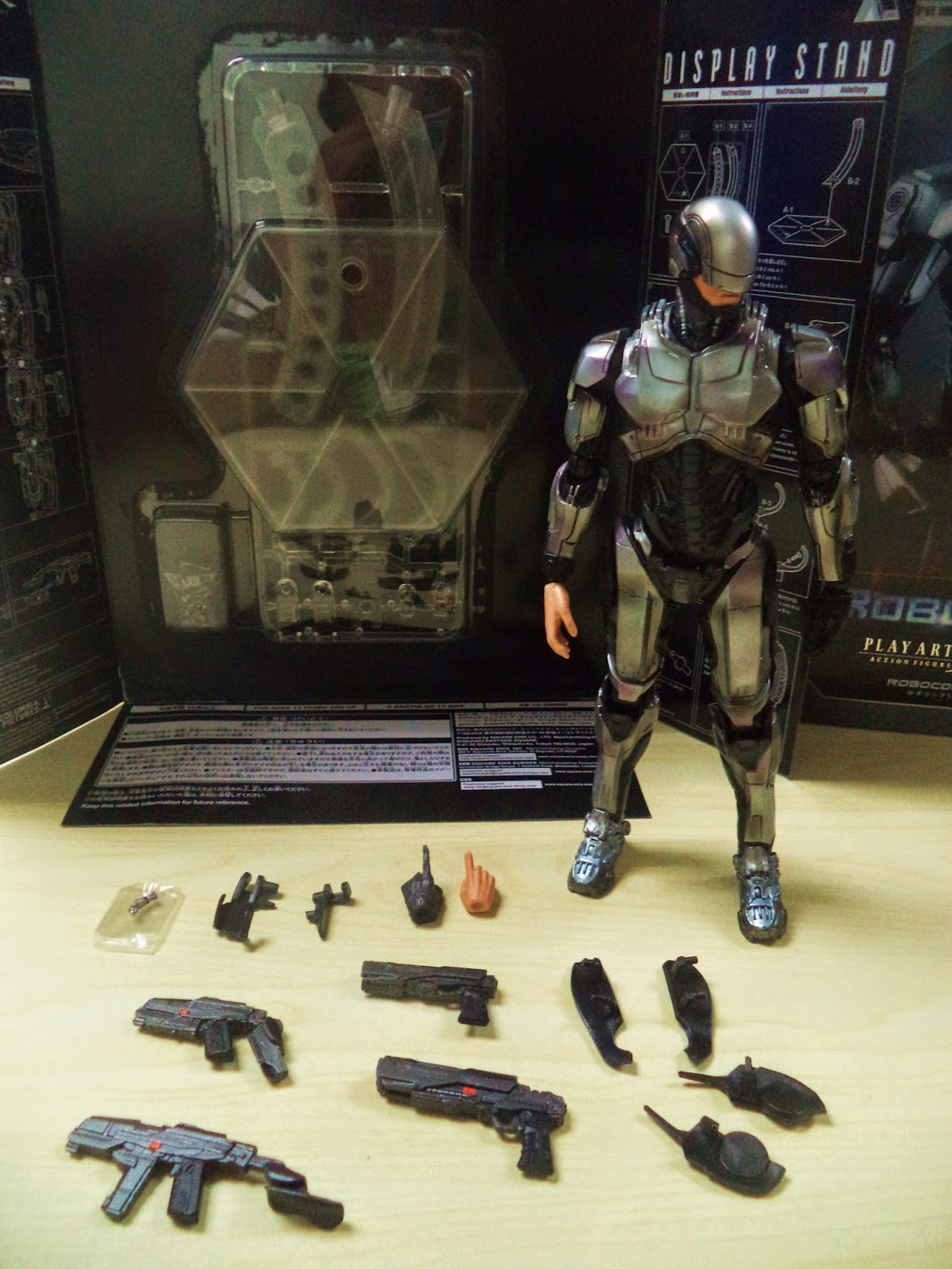 Angels And Summer Play Arts Kai Robocop 1 0 Review