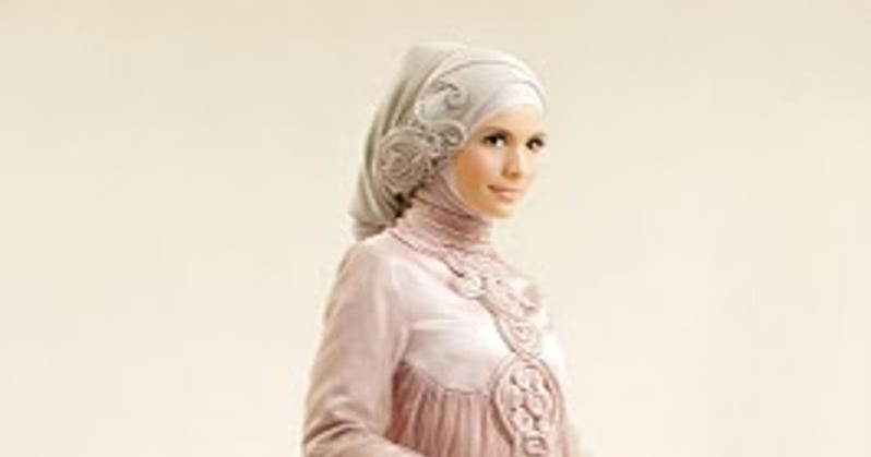 model gaun pernikahan muslimah dengan detail renda
