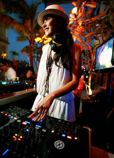 Foto Daftar DJ Cewek Paling Hot Dan Cantik di Indonesia