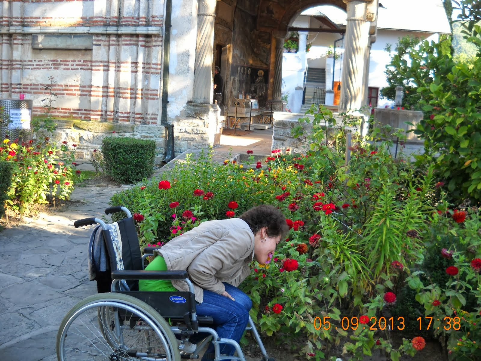 Dacă ai putea să vezi dincolo de aparenţe, dacă ai putea să auzi, dincolo de cuvinte...