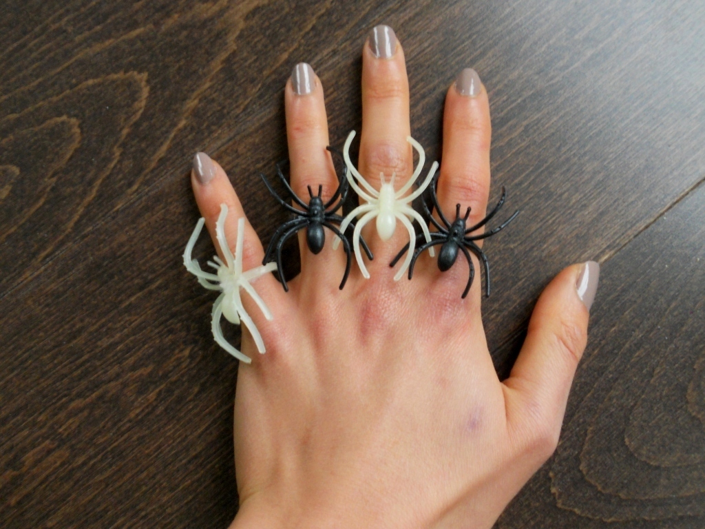 Snacking Squirrel Spider Rings and Vegan Nails
