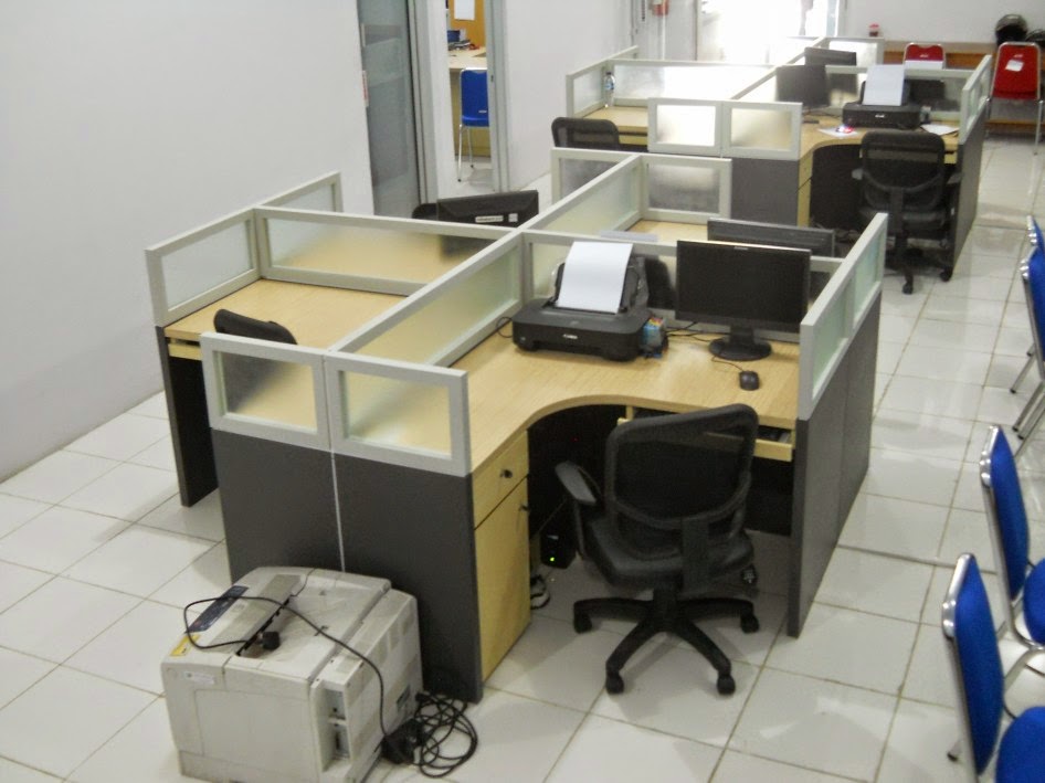 Cubical Workstation 2013 Semarang fungsi cubicle workstation cubicle workstation semarang Cubical Workstation 2013 Semarang fungsi cubicle workstation cubicle workstation semarang