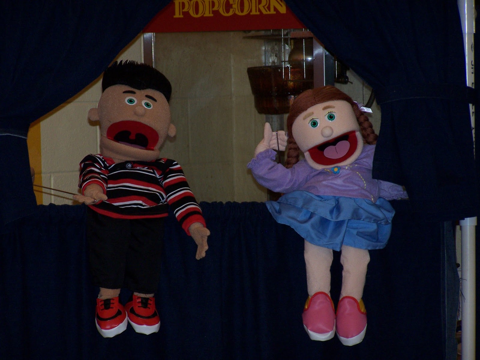 Mrs. Stites' first grade class 100th day of school Puppet Show