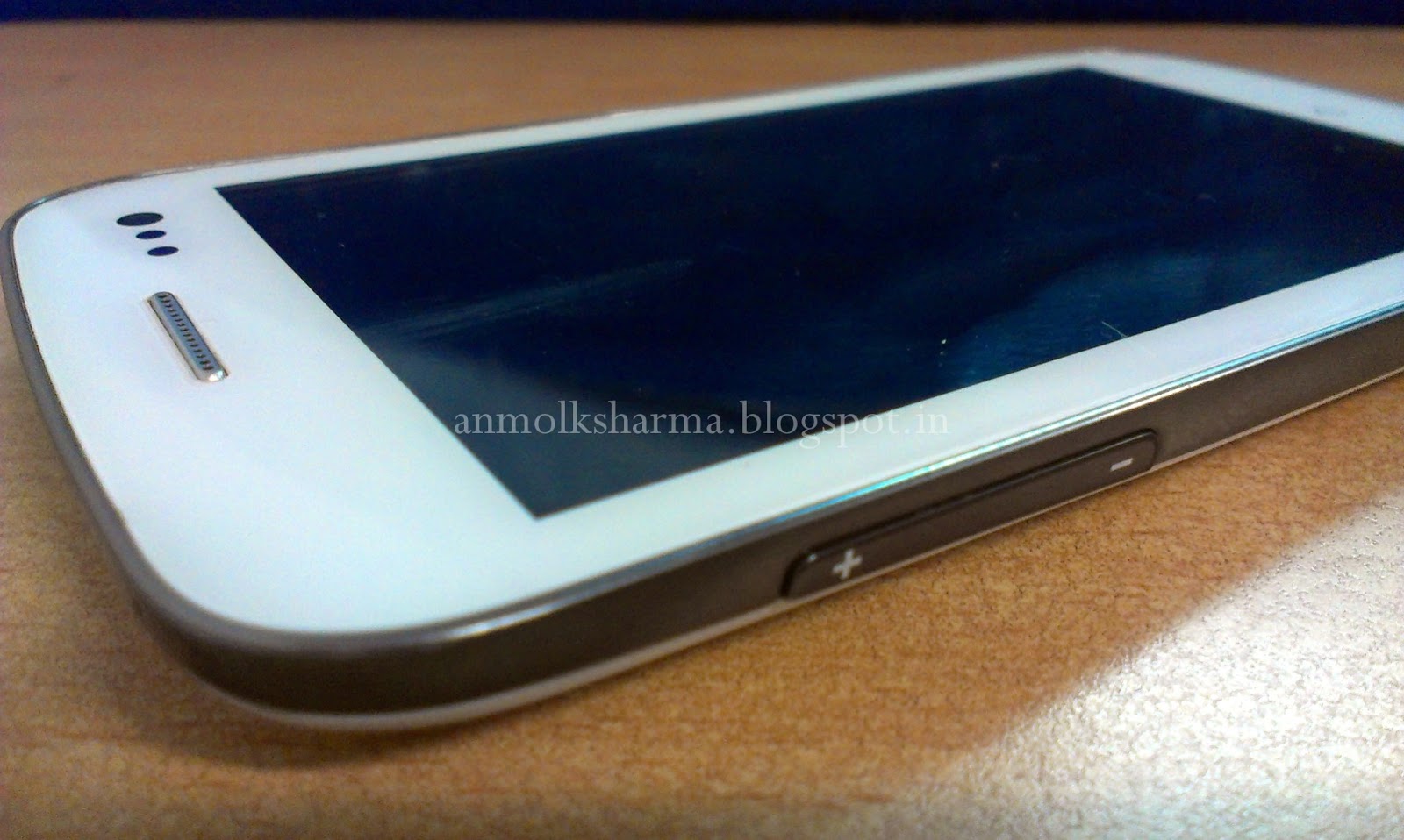 http://2.bp.blogspot.com/-dEIr_6vuvaQ/UT3YiJPxJ6I/AAAAAAAABPk/a8YSjg2kAXE/s1600/micromax+a110+canvas+2+review+(1).jpg