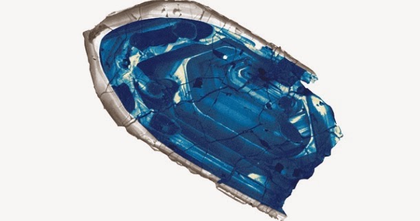 Este minúsculo cristal azul é a mais antiga coisa conhecida na Terra