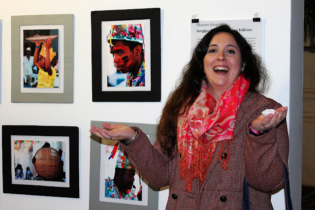 Daniela, a visitante entusiasmada - Sergipe: los rostros de su folklore en la UNC Sergipe: los rostros de su folklore en la Ciudad Universitaria de la UNC - Por Tito Garcez