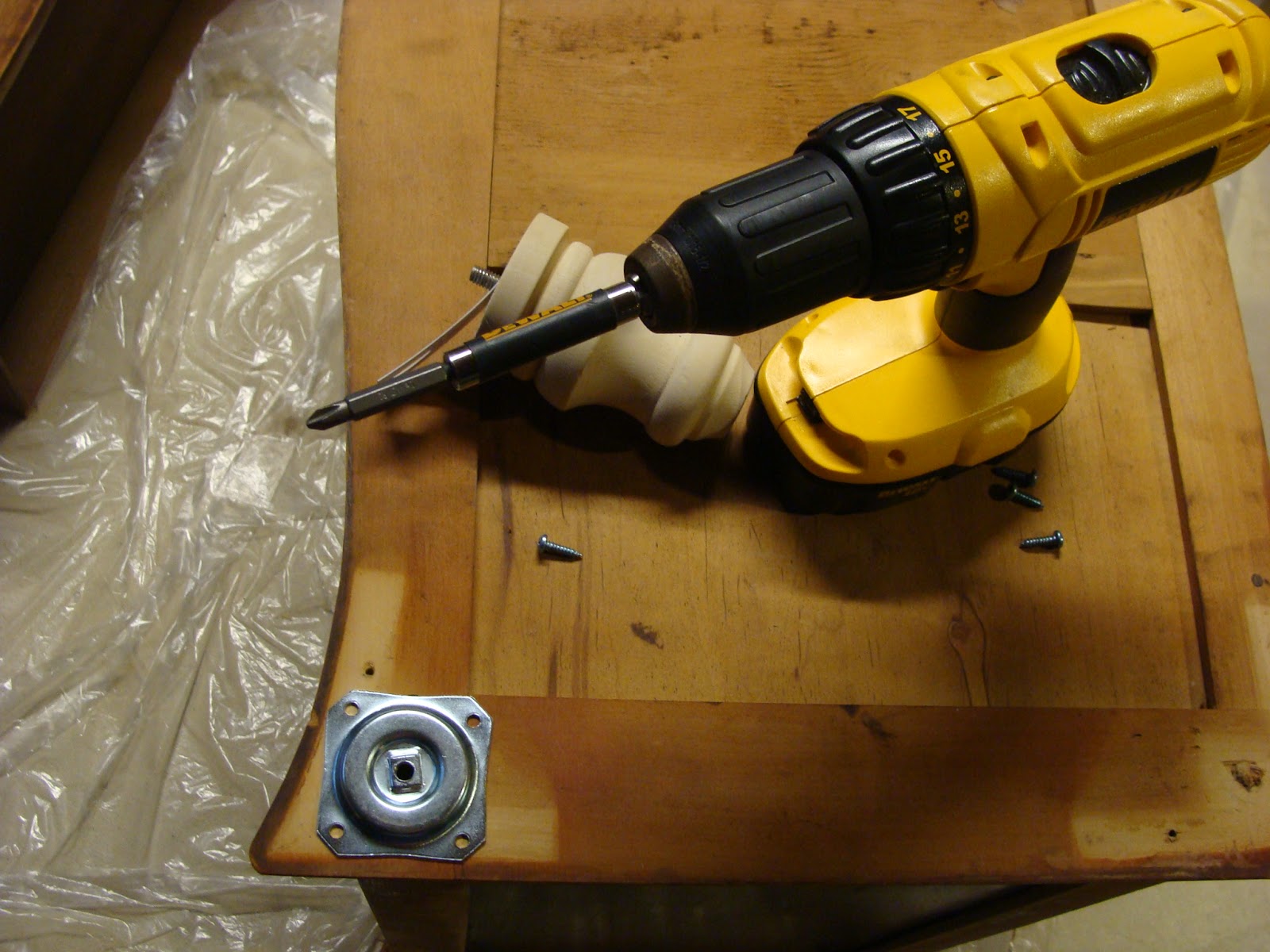 FabTwigs Tutorial How To Install Bun Feet/Legs On Your Furniture