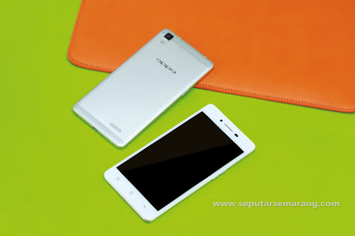 Oppo R7 lite close up