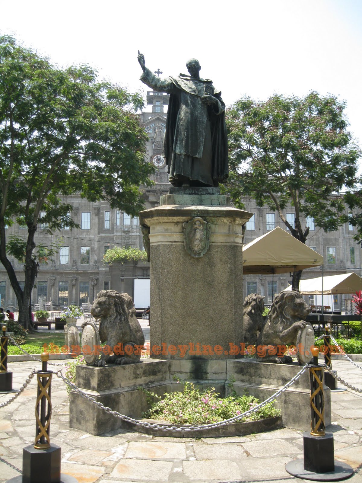 A Trespasser in UST Filipino Sojourner