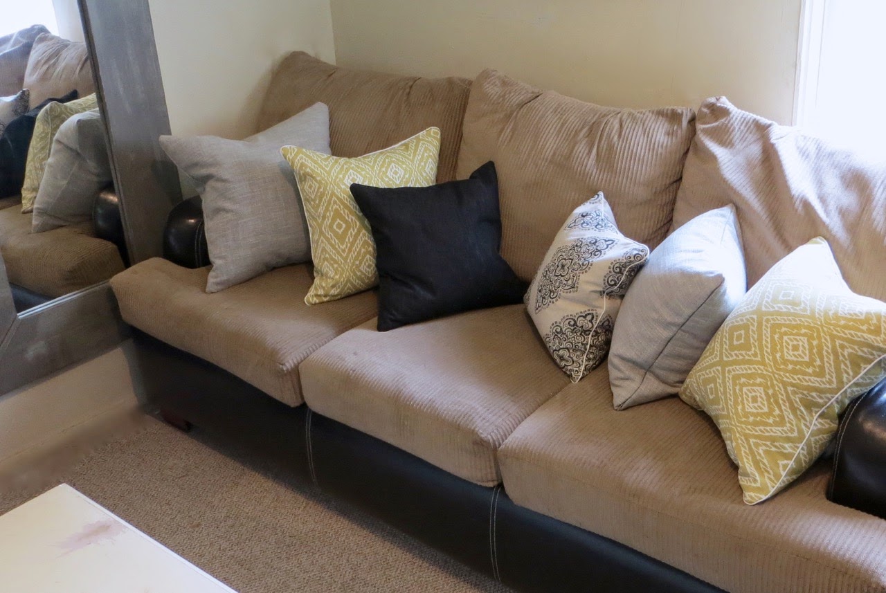 Throw Pillow Cover Sewing Tutorial (A How-to for Invisible Zippers & Piping)! The Project Lady