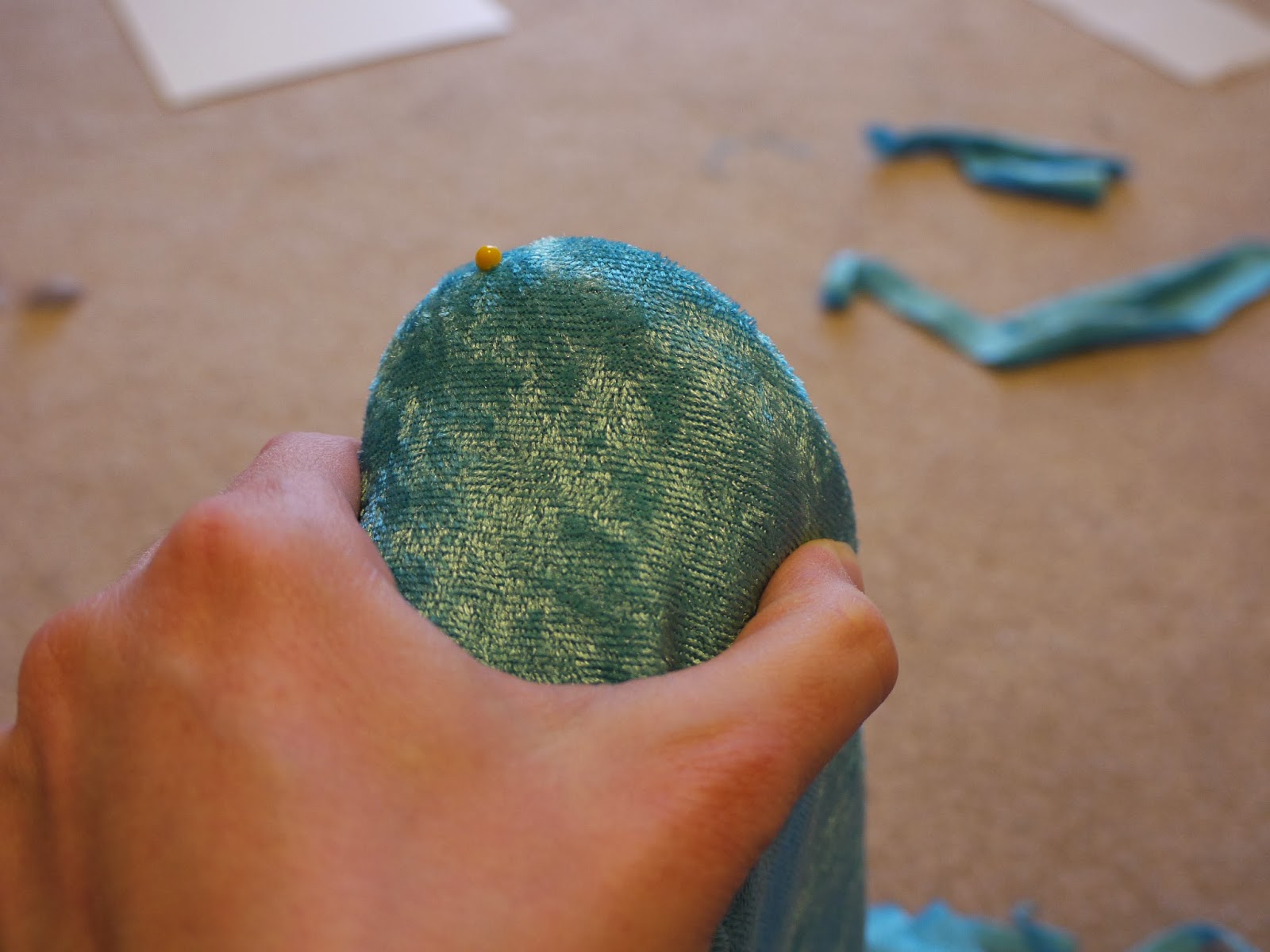 The Design Loft Recovering Shoes a step by step how to guide