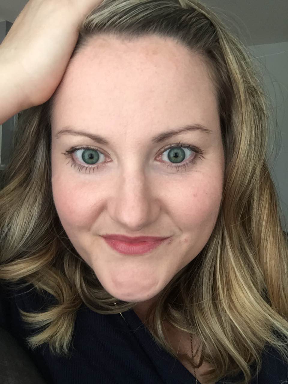 Show & Tell DIY Headshots with a iPhone The Dabbling Crafter