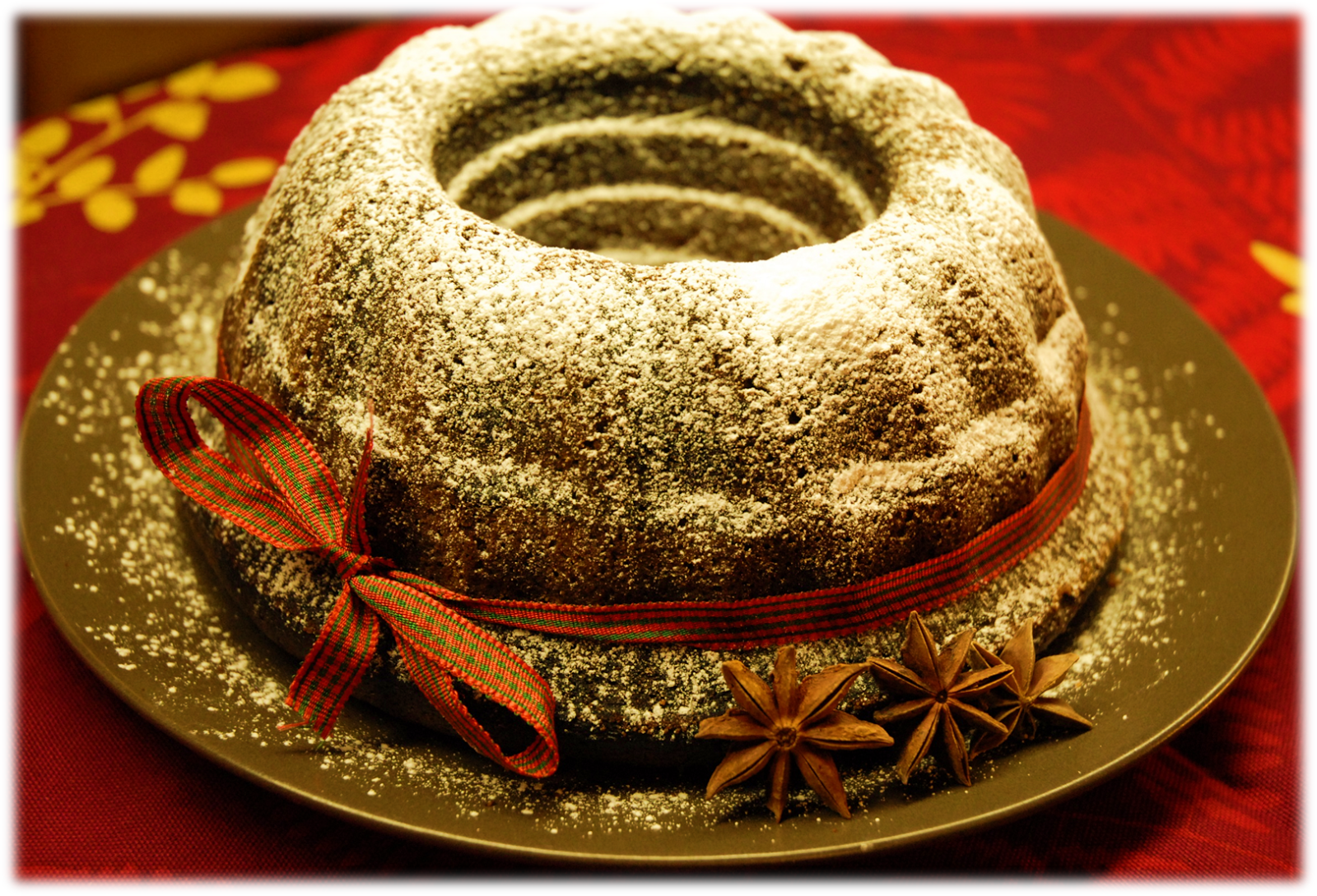 Tonttujen talo Helppo ja herkullinen banaanikakku